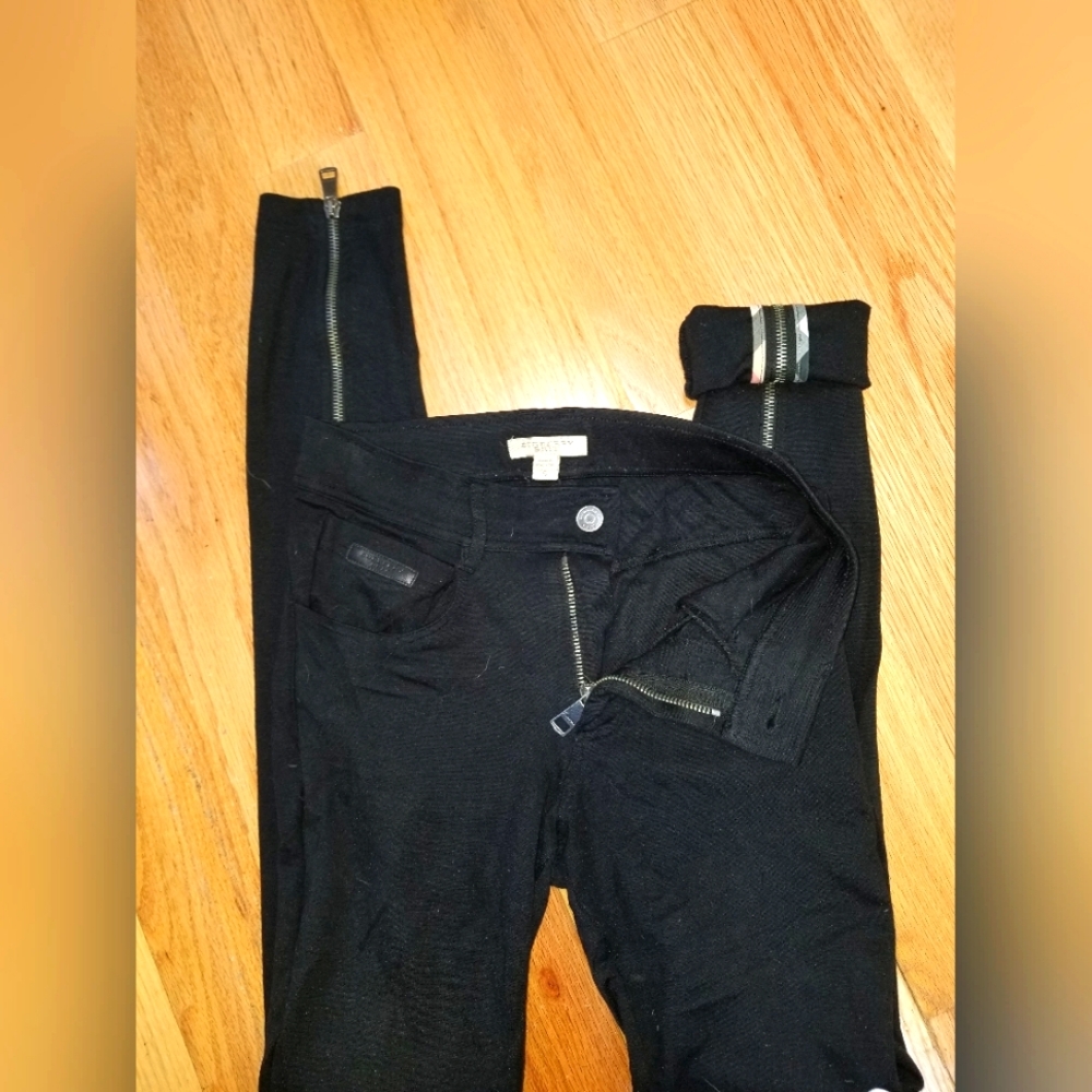 Burberry pants - Picture 1 of 3